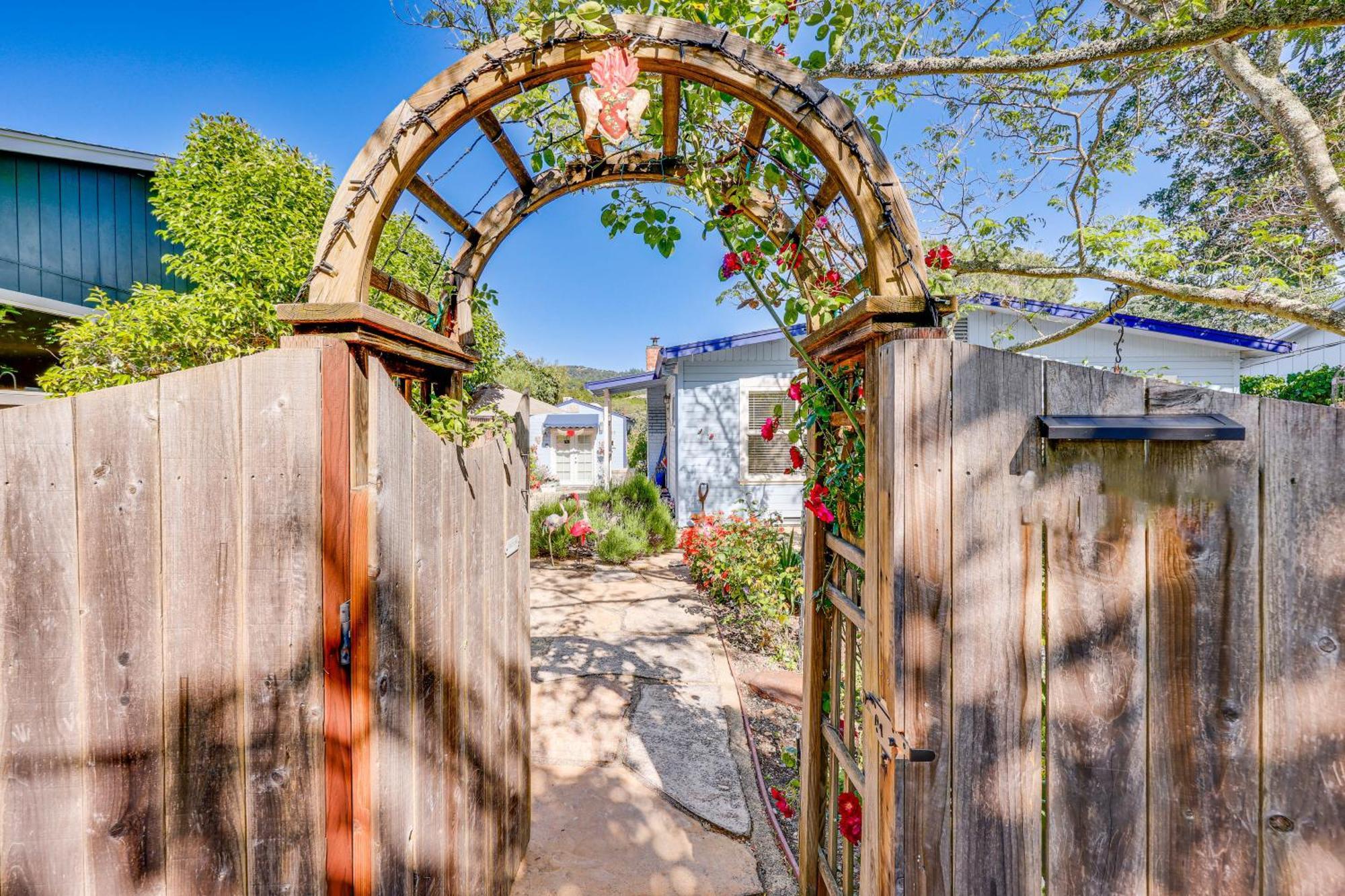 Romantic Casita With Garden And Deck 2 Miles To Plaza! Sonoma Dış mekan fotoğraf